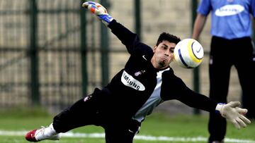 “A Johnny Herrera no le alcanzó para ser titular en Corinthians”