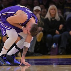 Los Lakers dicen adiós de la peor manera posible