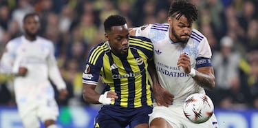 Emery todavía lamenta la partida de Jhon Durán del Aston Villa