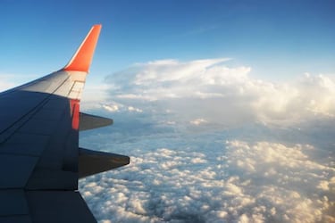 Volar y tren por 15 euros: las rebajas de Iberia, Renfe y Vueling