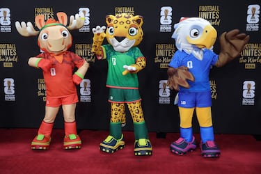 Maple, Zayu y Clutch, las mascotas del Mundial no se perdieron la cita.