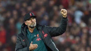 LIVERPOOL, ENGLAND - OCTOBER 16: ( THE SUN OUT ,THE SUN ON SUNDAY OUT ) Jurgen Klopp manager of Liverpool  at  the  end Premier League match between Liverpool FC and Manchester City at Anfield on October 16, 2022 in Liverpool, England. (Photo by John Powell/Liverpool FC via Getty Images)