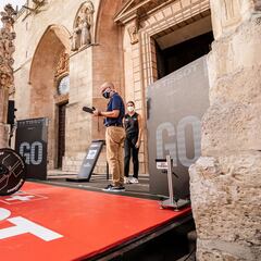 "No es cómoda, es para sufrir": la bici de CR del Esukadi en España
