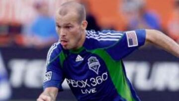 Ljungberg convence y firma por el Celtic hasta junio