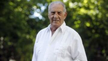 El ex jugador y ex presidente del Granada CF, Candido Gomez Alvarez , "Candi ".