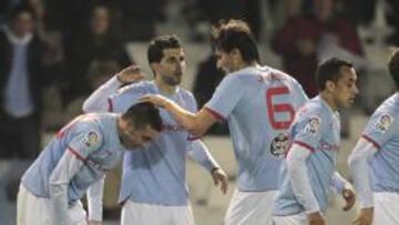 <b>INTRATABLES. </b>El Celta está basando su fortaleza en la defensa. Apenas concede oportunidades a sus rivales y sólo encajó un gol este año.