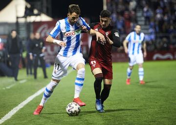 Adnan Januzaj y Martí­n Merquelanz.