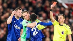 Bochorno de Gueye... y del United