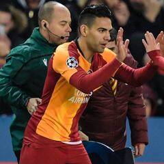 Prensa turca habla de discusión entre Falcao y Emre Mor