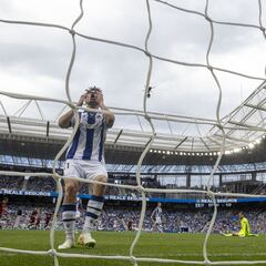 Aprobados y suspensos de la Real: mal día en la oficina