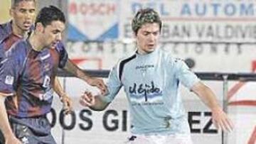 <b>REPARTO DE PUNTOS. </b>Levante y Poli Ejido no lograron mover el marcador del Santo Domingo.