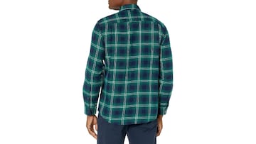 Camisa de franela de Amazon Essentials a cuadros de color verde para hombre