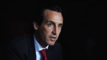 SEVILLE, SPAIN - APRIL 16: Unai Emery manager of Sevilla looks on prior to the UEFA Europa League Quarter Final first leg match between FC Sevilla and FC Zenit at Estadio Ramon Sanchez Pizjuan on April 16, 2015 in Seville, Spain. (Photo by Denis Doyle/Getty Images)