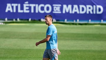 26/08/24 ENTRENAMIENTO DEL ATLETICO DE MADRID EN EL CERRO DEL ESPINO DE MAJADAHONDA
LENGLET