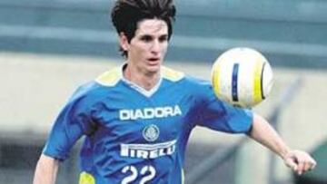 <b>SERÍA EL QUINTO FICHAJE DEL PALMEIRAS</b>. La relación del Depor con Brasil siempre ha sido fructífera, en especial con el Palmeiras. El primer jugador que llegó fue Rivaldo en julio de 1996. En diciembre le siguió su compañero Flavio Conceiçao. El rendimiento de ambos, en especial el de Rivaldo, hizo que Lendoiro intentase trasladar el rombo mágico del Palmeiras a Riazor, y en el verano del 97 firmó a Djalminha y Luizao, pero el Barça pagó la cláusula de Rivaldo y rompió el proyecto. Luizao fracasó, Djalma ganó la Liga en 2000 y el Depor ingresó 48 millones de euros con Rivaldo y Flavio. Sin duda, el Palmeiras funcionó.