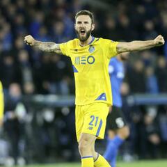 Miguel Layún, en el 11 ideal de la Champions League