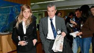 <b>SIN PERDÓN. </b>Aguirre abandonó la sede de Nyon antes de conocer que le mantenían los dos partidos.