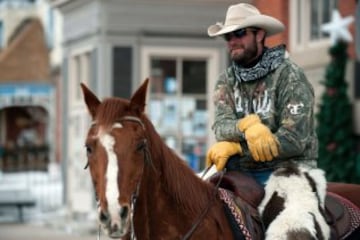 Este fin de semana se ha desarrollado en la calles de Leadville, Colorado; la 68 edición de la carrera anual de Skijoring 