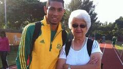 Ans Botha: "Me enfadé mucho con la lesión de Van Niekerk"