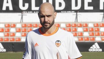 Zaza con la camiseta del Valencia. 