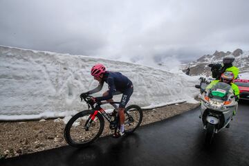 Egan Bernal durante la etapa de hoy.