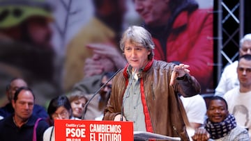 El candidato del PSOE a la Presidencia de la Junta, Carlos Martínez, durante un acto público en el Palacio de la Audiencia, a 7 de marzo de 2026, en Soria, Castilla y León (España). El candidato del PSOE a la Presidencia de la Junta de Castilla y León, Carlos Martínez, reivindicó en un mitin de ayer, 6 de marzo, junto al expresidente Zapatero el 'No a la guerra' planteado por el Gobierno de España ante el conflicto en Oriente Próximo y ha subrayado que se trata de una postura que obedece a una cuestión "ética" pero también "económica": "La valentía se demuestra defendiendo la paz".
07 MARZO 2026 ELECCIONES AUTONÓMICAS;CAMPAÑA ELECTORAL
Concha Ortega Oroz / Europa Press
07/03/2026