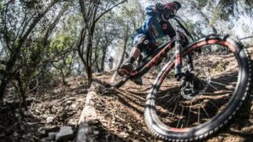 El rider vasco, que estuvo una vez más entre los mejores tiempos, pasando precisamente por este nuevo tramo.