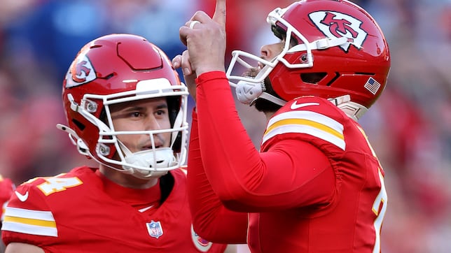 The Chiefs’ road to playoffs: 6 wins, 3 big home games, zero margin for error