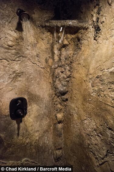 50 000 dólares para recrear una posada de Skyrim en un sotano