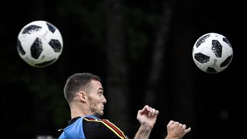 Belgium's defender Thomas Vermaelen takes part in a training session of Belgium's national football team in Dedovsk outside Moscow on June 26, 2018, ahead of the 2018 World Cup Group G Football match between England and Belgium. / AFP PHOTO / Al