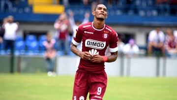 Jerry Bengtson se despide del Saprissa