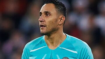 Keylor Navas en el juego de Real Madrid vs. Paris Saint-Germain en Bernabeu; Madrid, España. Noviembre 26, 2019.
