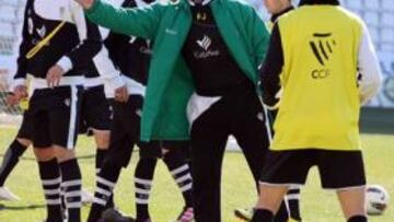 <b>MENTALIDAD. </b>Paco quiere fortalecer el espíritu de los suyos.