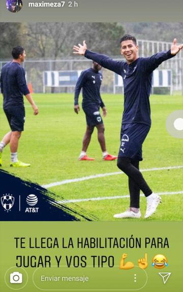 Maxi Meza festeja su pasa para jugar.