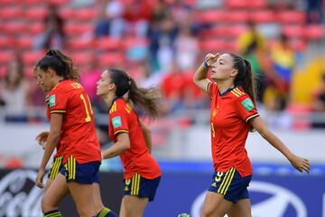 Inma Gabarro festeja su quinto gol en la Copa del Mundo Sub-20 Femenil, su anotación frente a México le dio el pase a Semifinales a La Furia.