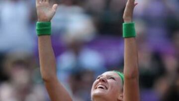 Azarenka celebra su victoria ante la rusa Maria Kirilenko.