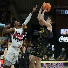 Victoria del Tenerife con un Marcelinho imperial