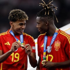 España, de madrugada ante Uruguay