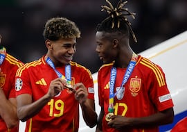 España, de madrugada ante Uruguay