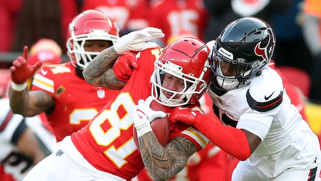 From record-breaking sprints to morning shows, Schrijvers shines on the track, on screen, and in love with her NFL main man.