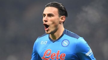 El Napoli alcanzó la sgunda casilla de la Serie A con 39 unidades.