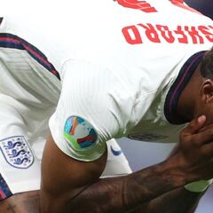 "Soy Marcus Rashford, 23 años. Hombre negro de Withington..."