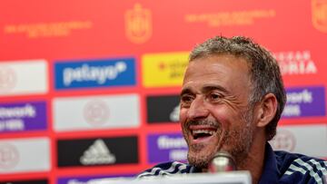 PRAGA (REPÚBLICA CHECA), 04/06/2022.- El seleccionador español Luis Enrique, ofrece una rueda de prensa ras una sesión de entrenamiento del conjunto en Praga (República Checa), para preparar el encuentro de la segunda jornada de la nueva edición de la UEFA Nations League ante República Checa. EFE/ Pablo García/RFEF/SOLO USO EDITORIAL/SOLO DISPONIBLE PARA ILUSTRAR LA NOTICIA QUE ACOMPAÑA (CRÉDITO OBLIGATORIO)
