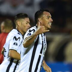 Paredes le quita una histórica marca a 'Chamaco' Valdés