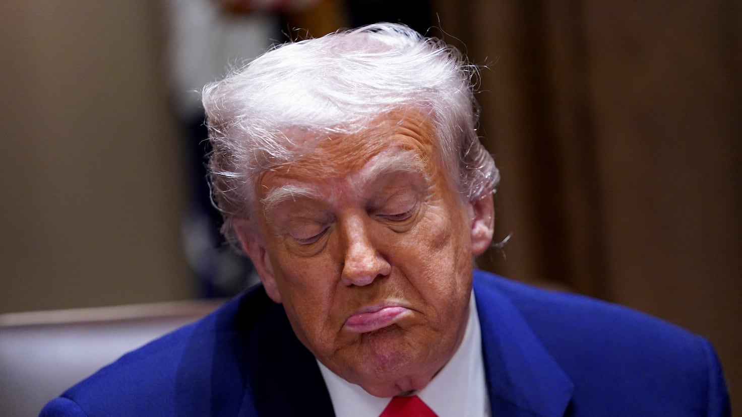 Trump administration floats plan to distribute $10,000 checks but US ...