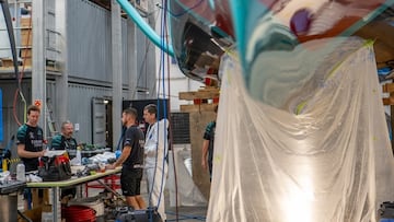 Emirates Team New Zealand obra el ‘milagro’: vuelve a navegar