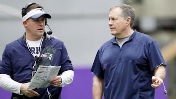EDEN PRAIRIE, MN - FEBRUARY 02: Offensive coordinator Josh McDaniels and head coach Bill Belichick of the New England Patriots talks during the New England Patriots practice on February 2, 2018 at Winter Park in Eden Prairie, Minnesota. The New England Pa