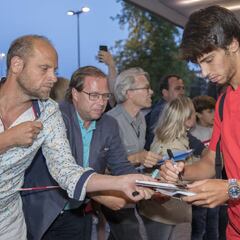 Amistoso... pero poco