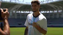 Es chileno, lo quiso Colo Colo y hoy asumirá un nuevo desafío en Europa