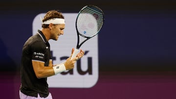 El tenista noruego Casper Ruud se lamenta tras perder un punto en su partido ante Botic van de Zandschulp en el Masters 1.000 de Miami, el Miami Open.